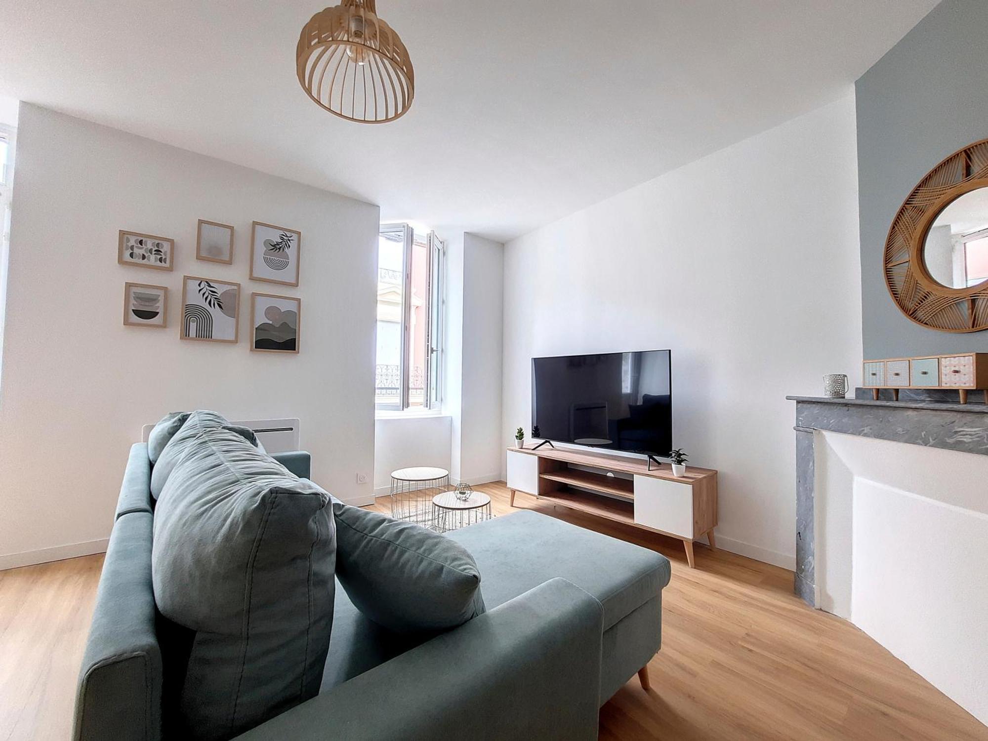 Le Nordique - 2 Chambres - Fibre Wifi - Netflix - Menage Inclus ตาร์บ ภายนอก รูปภาพ