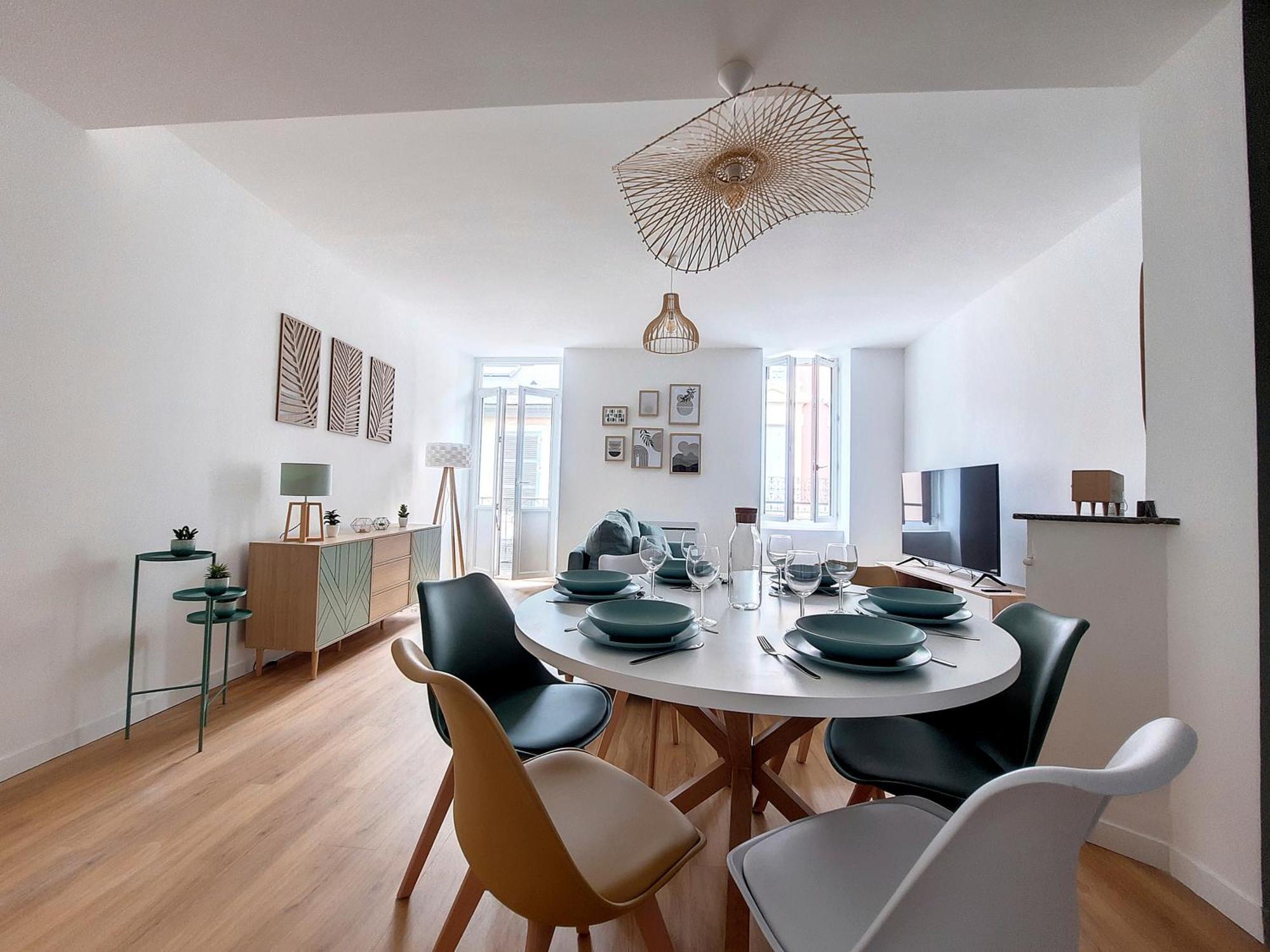 Le Nordique - 2 Chambres - Fibre Wifi - Netflix - Menage Inclus ตาร์บ ภายนอก รูปภาพ