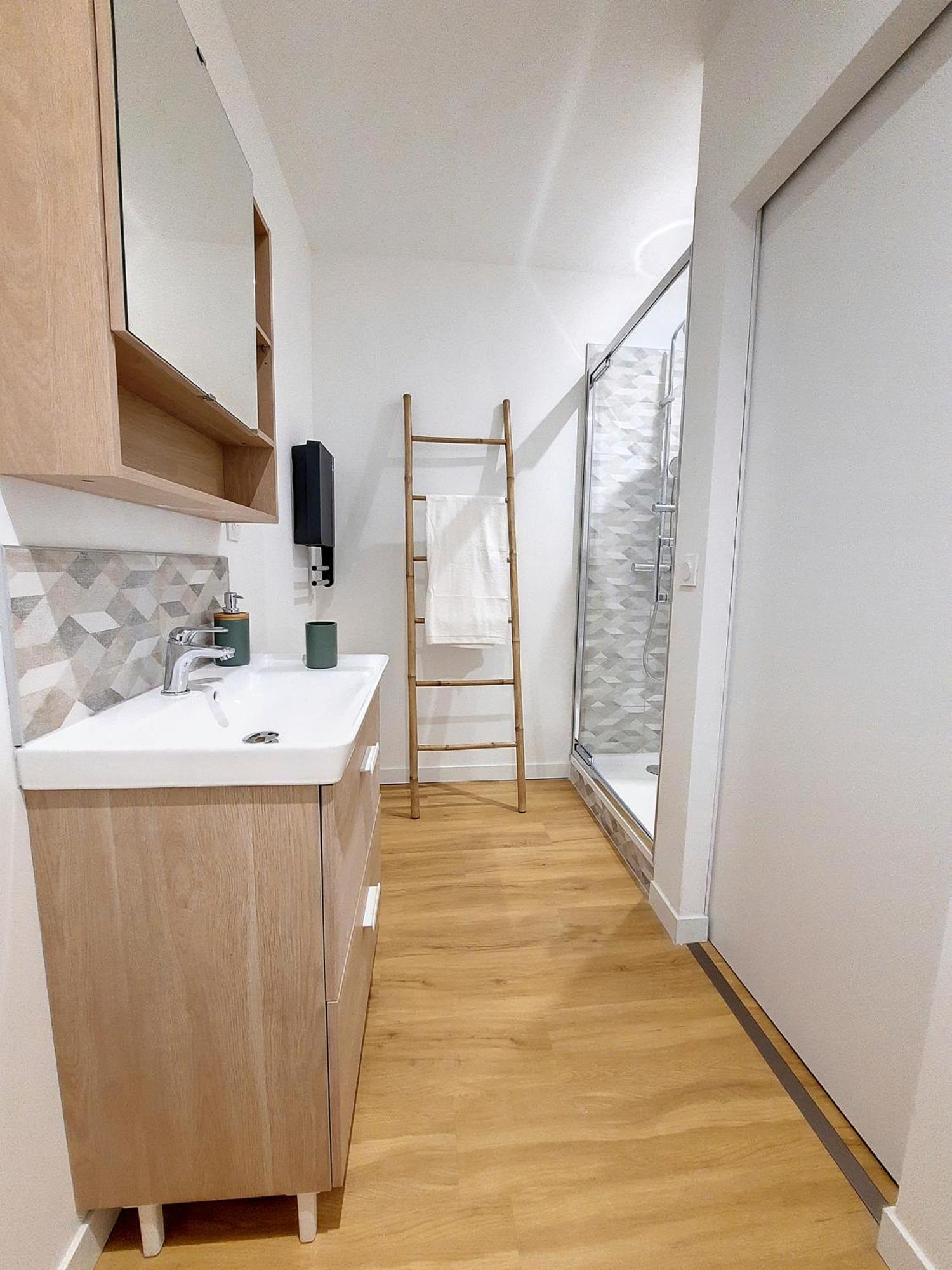 Le Nordique - 2 Chambres - Fibre Wifi - Netflix - Menage Inclus ตาร์บ ภายนอก รูปภาพ